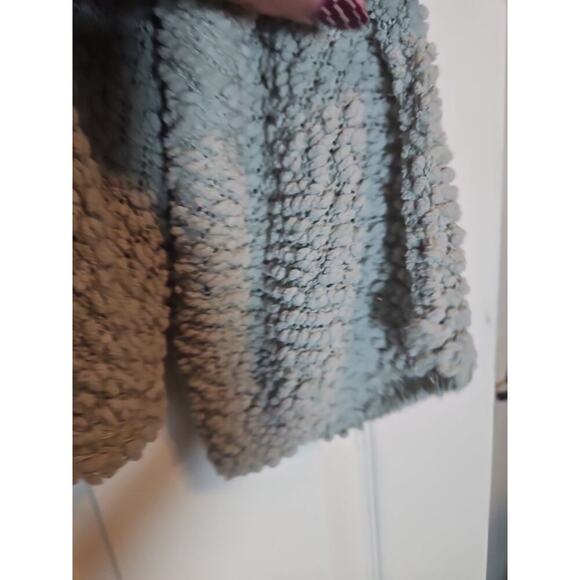 Altar'd State Women's Sage Green V-Neck Weather Sweater M Perfect For Fall - Picture 5 of 8